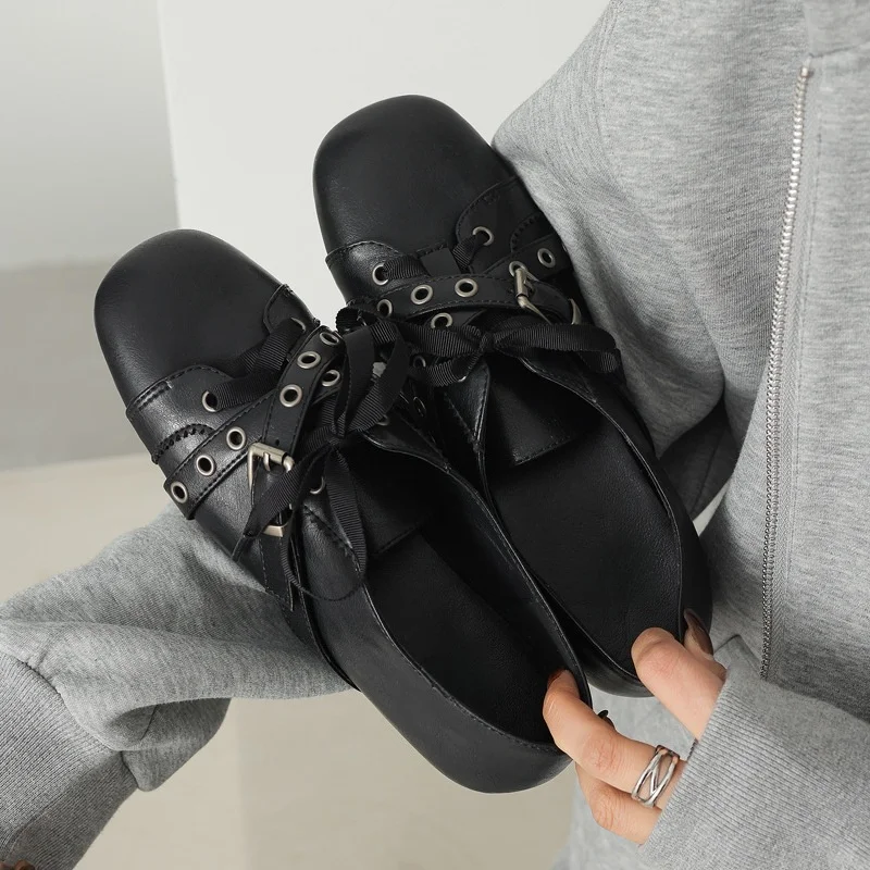 Women's Suede Leather Lace-Up Flats Buckle Detail Rounded Toe Low Flat Sole Slip-On Retro Casual Ladies Street Casual Shoes