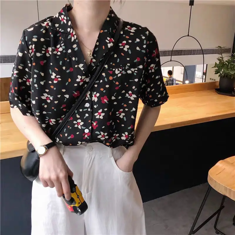 Vintage Floral Shirt Tops Summer New Short Sleeve V Neck Loose Printing Chiffon Blouse Trend Fashion Korean Women Clothing