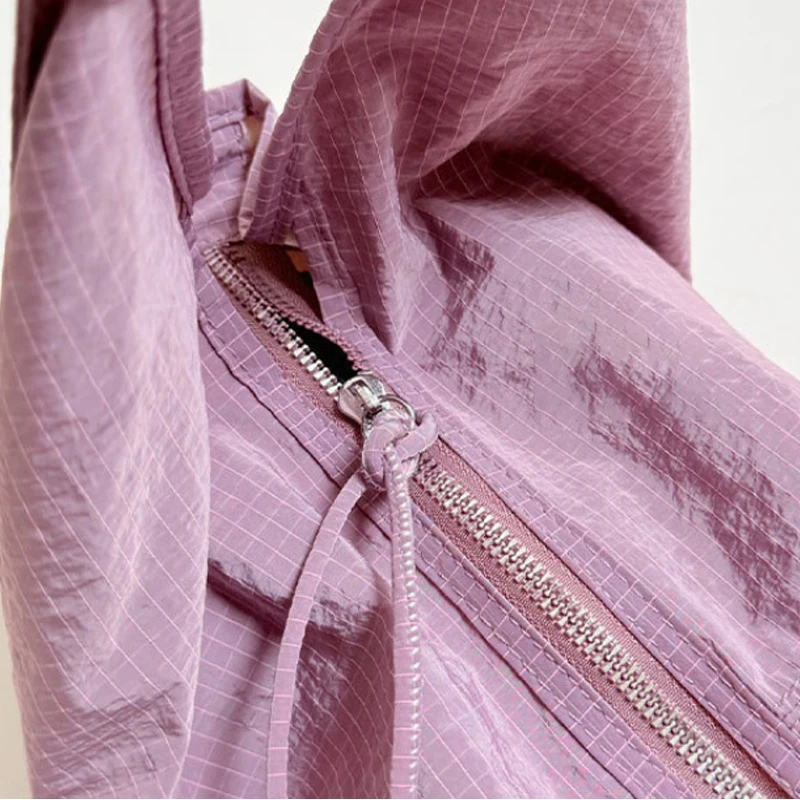 Hobos Halbmond-Dumpling-Form Umhängetasche, Koreanische Damen-Schultertasche, Japanische Minimalistische Casual Pendler-Reisetasche – Detail 14