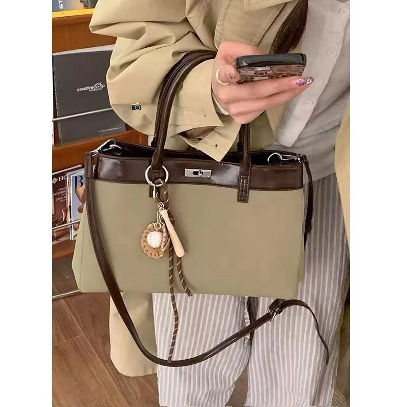 South Korea Niche Portable Kelly Bag Women's Autumn 2024 New Fashion Retro Commuter Bag Shoulder Messenger Bag