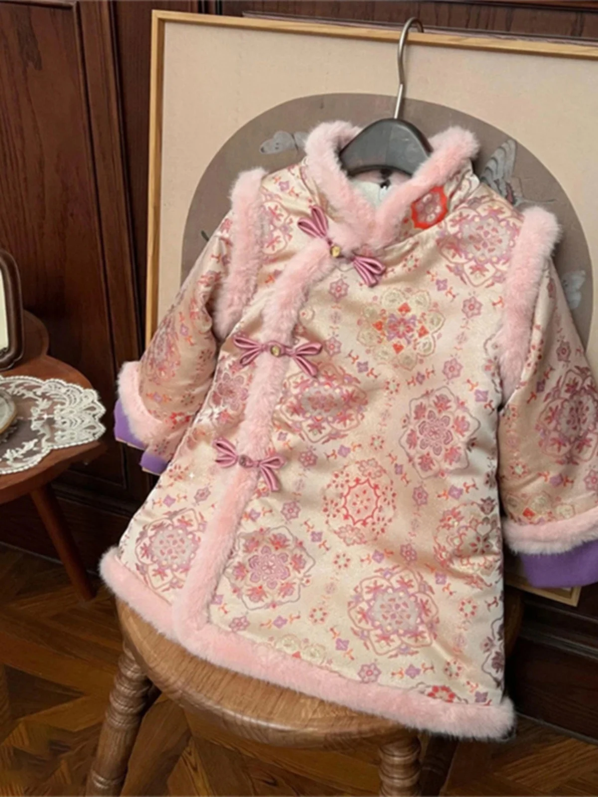 女の子の新年の伝統的な中国のスレ・フロ・コート・ド・リ（Fce）冬2025年スレ・ド・ベビーガール服