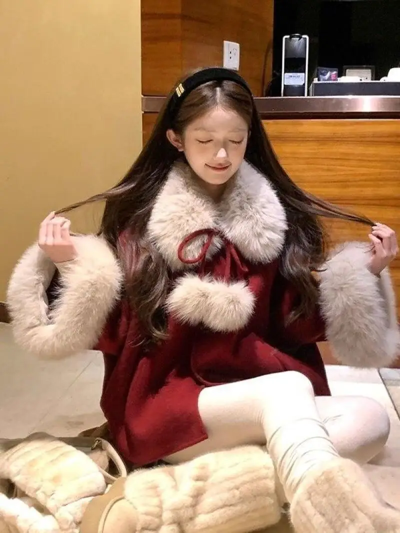 한국 스타일 여성 레드 케이프 울 코트와 스커트 세트 여성 겨울 신년 파티 의상 우아한 패션 아우터웨어 귀여운 카와이