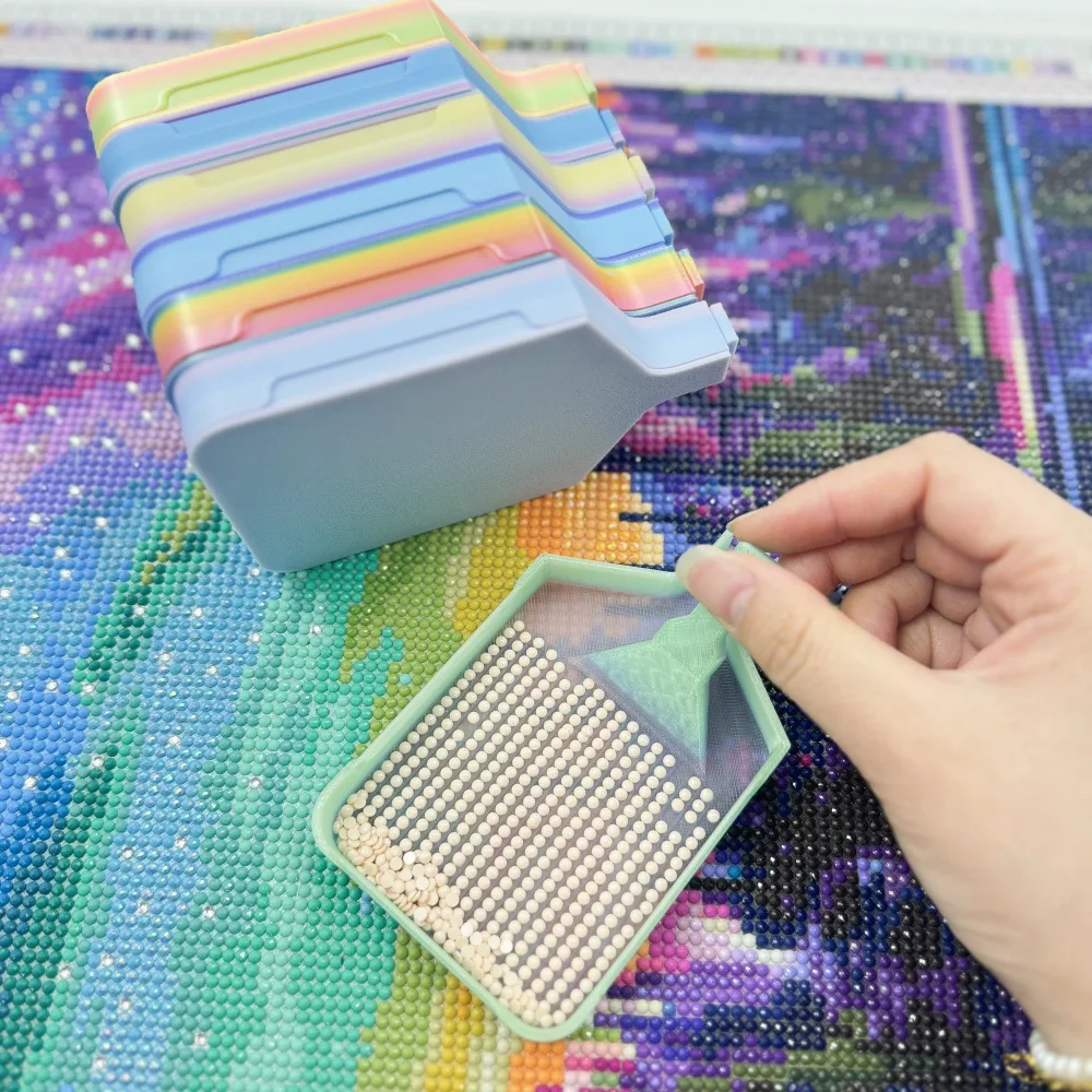 New Large Diamond Painting Tray Storage Box With Y-Shaped Corrector, Suitable For 5d Diamond Painting Accessories And Tools. view 6