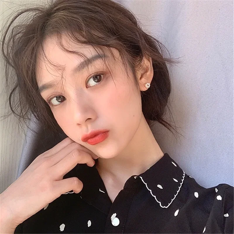 Mini Circle Pearl Earrings for Women Girls Korean Small Cute Geometric Earrings Flower Fashion Jewelry Wholesale