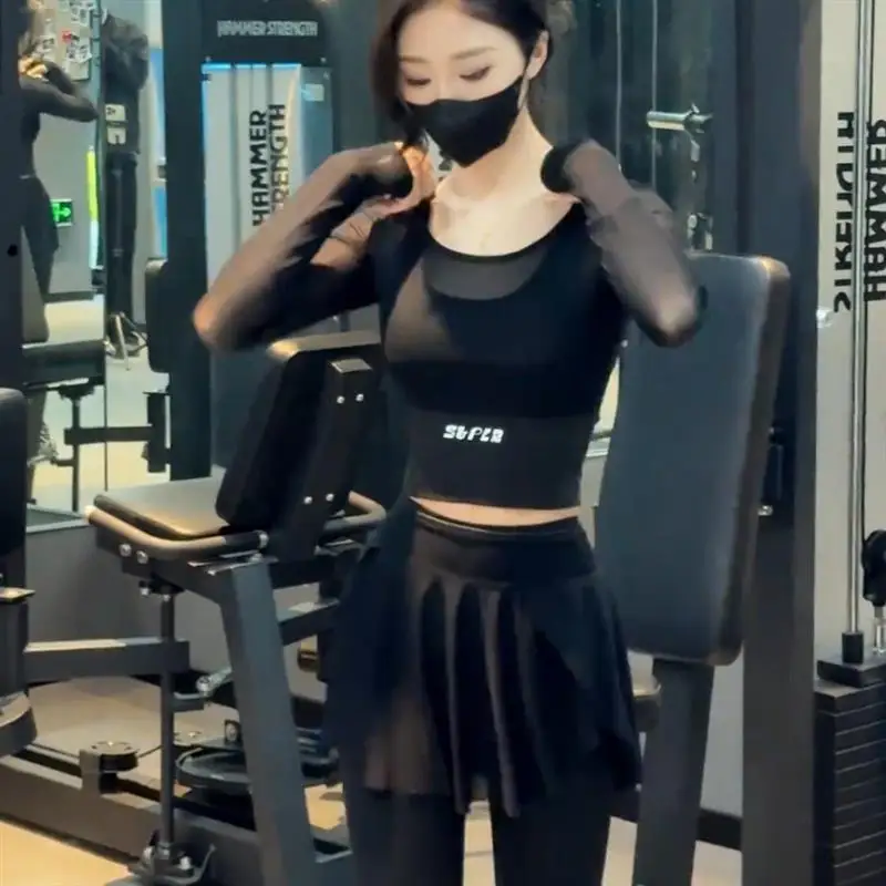 

Сексуальный комплект для йоги Me Training Profional Fitn Qui Dry, приятный для кожи, обнаженная сенсация, зонная сетка, тренировочный костюм