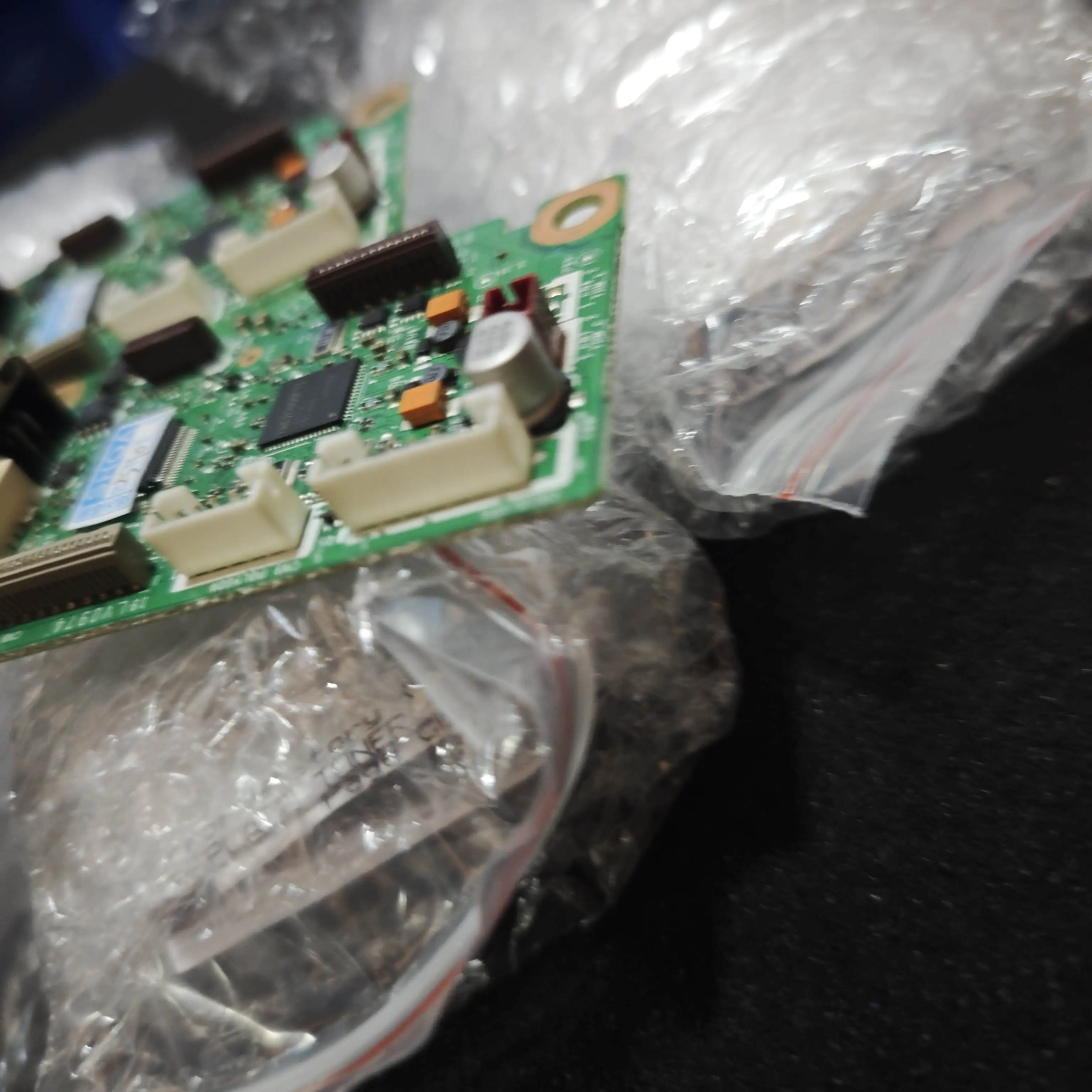 LV0974 LV1411001 LV…