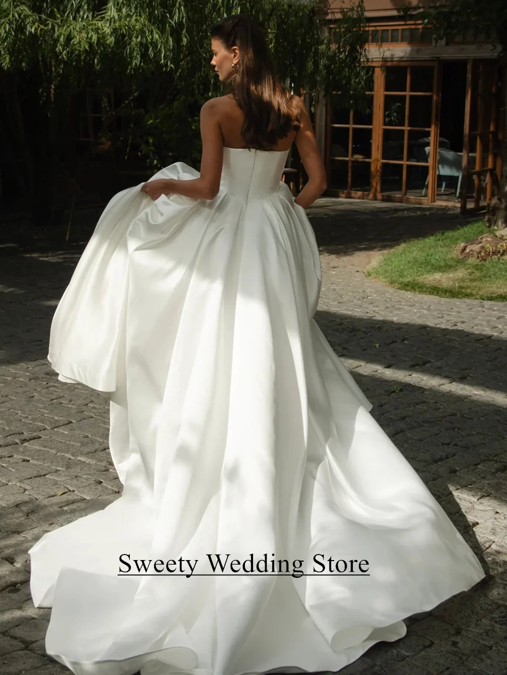 Affascinante abito da sposa semplice personalizzato senza maniche senza spalline cerniera posteriore Sweep Train A Line abito da sposa Vestido De Noiva