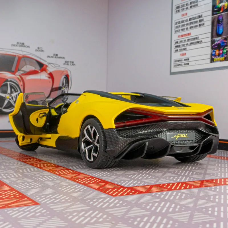 1:24 Bugatti Mistral alloy car model ornaments super racing car front wheel can be turned to four-wheel shock-absorbing toy gift