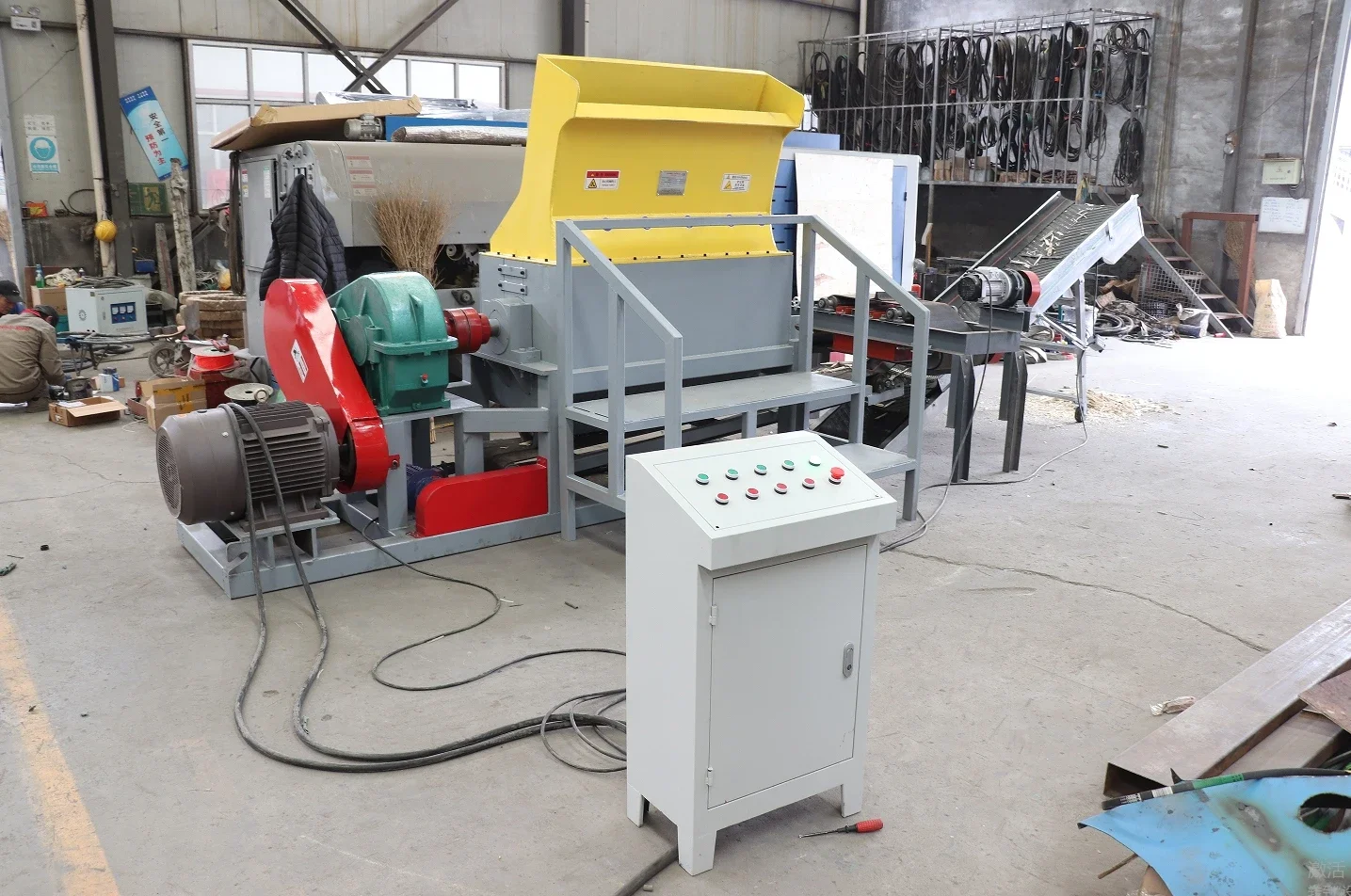 Penggiling penghancur palet penghancur kayu