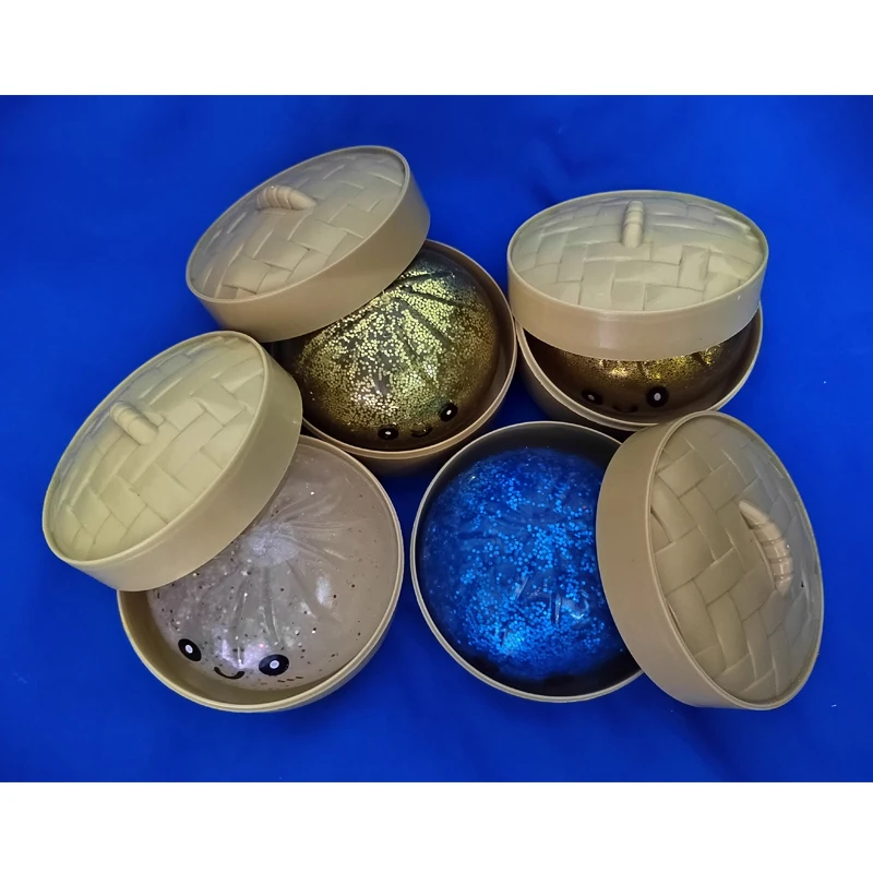 Realistic Giant Dumpling Squeeze Toy with Bamboo Steamer Soft TPR Dough Ball Decompression Fidget Toy Funny Creative Gift
