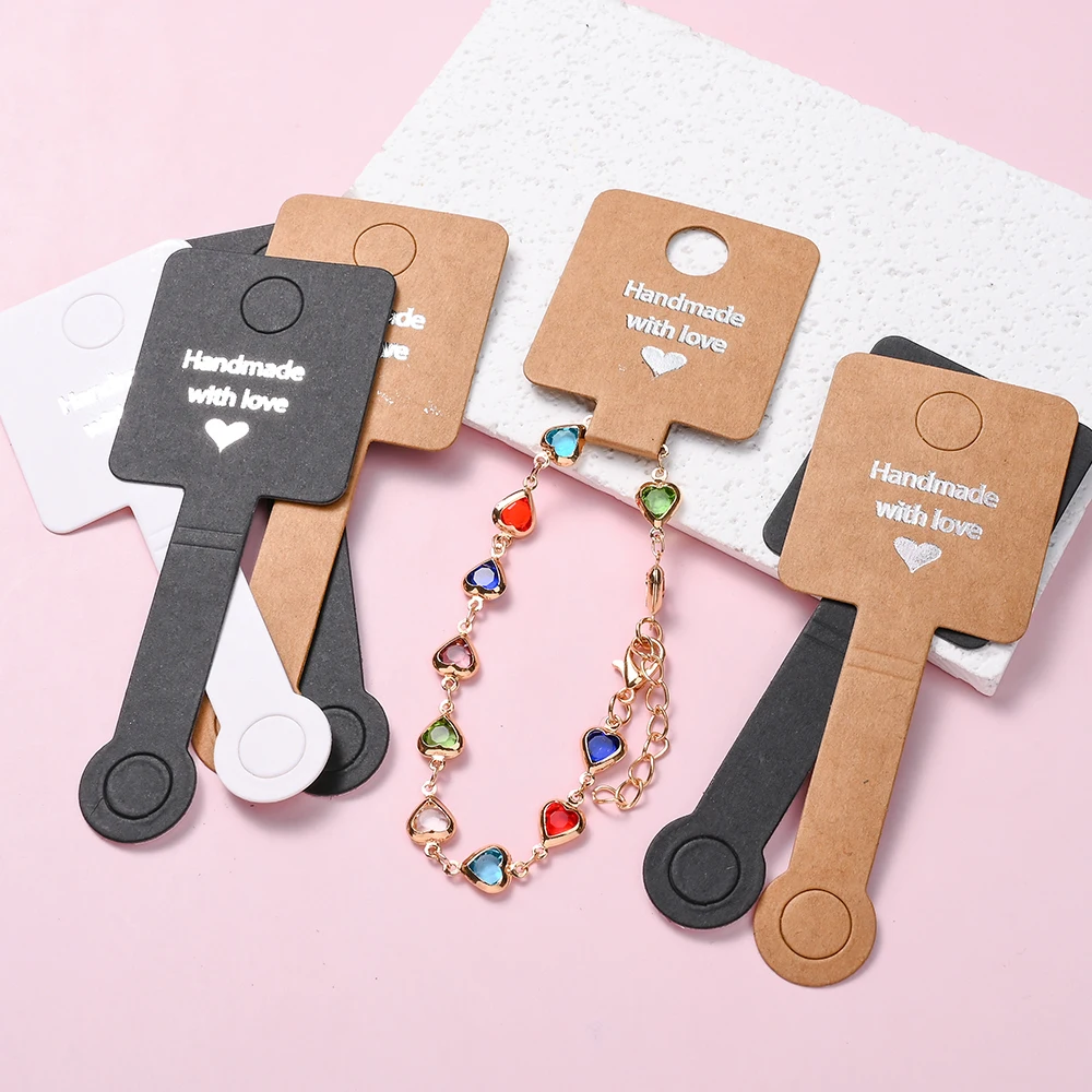 50 Stück Faltbare Armband-Displaykarten Selbstklebend Kraftpapier Weiße und Schwarze Karten-Etiketten für Schmuckverpackungen und Bastelmesse-Zubehör – Detail 6