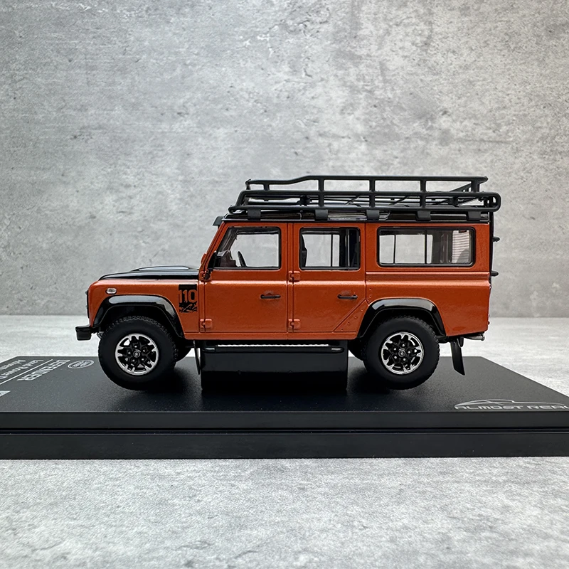 AlmostReal 1/43 Defender 110 2015 Pomarańczowy Metalowy Model Auta z Odlewu Ciśnieniowego, Kolekcja, Prezent na Boże Narodzenie dla Chłopca