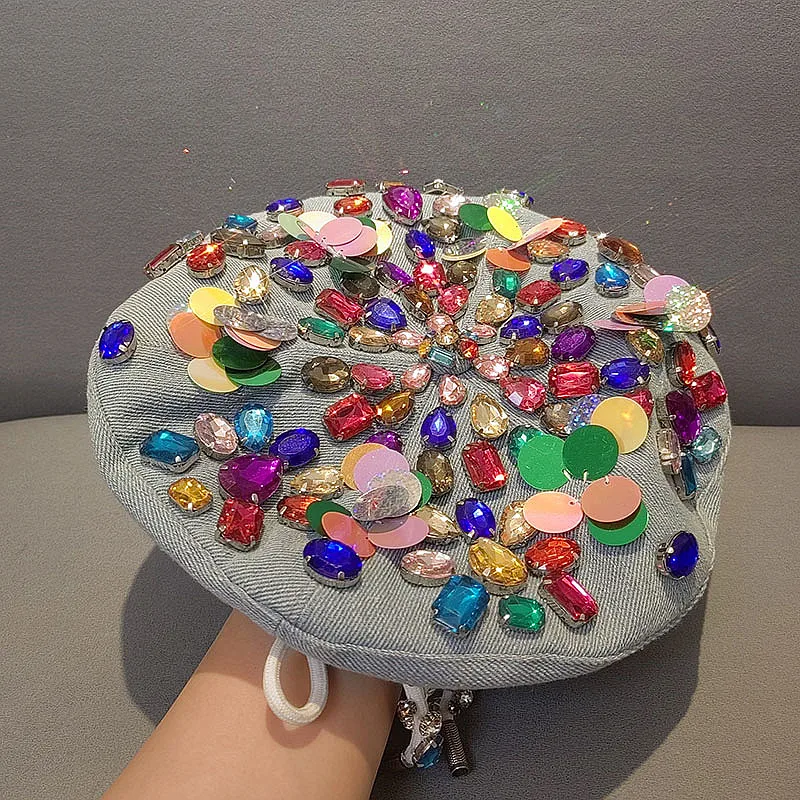 2022 beret rhinestone cekiny nowe jasnoniebieskie dżinsy fala marki hip-hop etap mężczyzn i kobiet z tym samym beret rhinestone