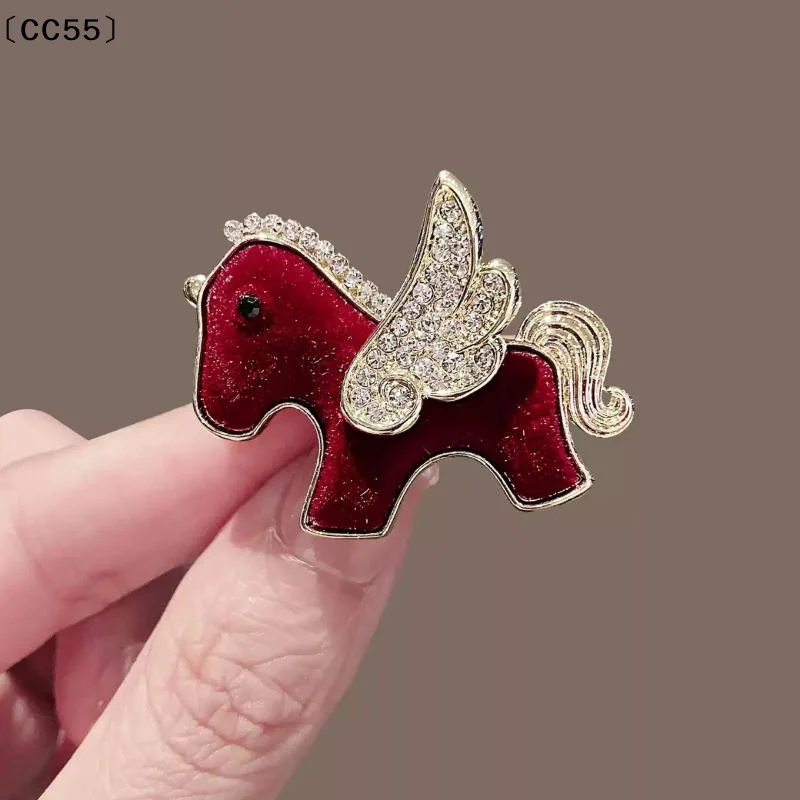 

Модная изысканная красная заколка для волос в виде летающего коня для женщин и девочек, аксессуары для волос, подарок〔CC55〕