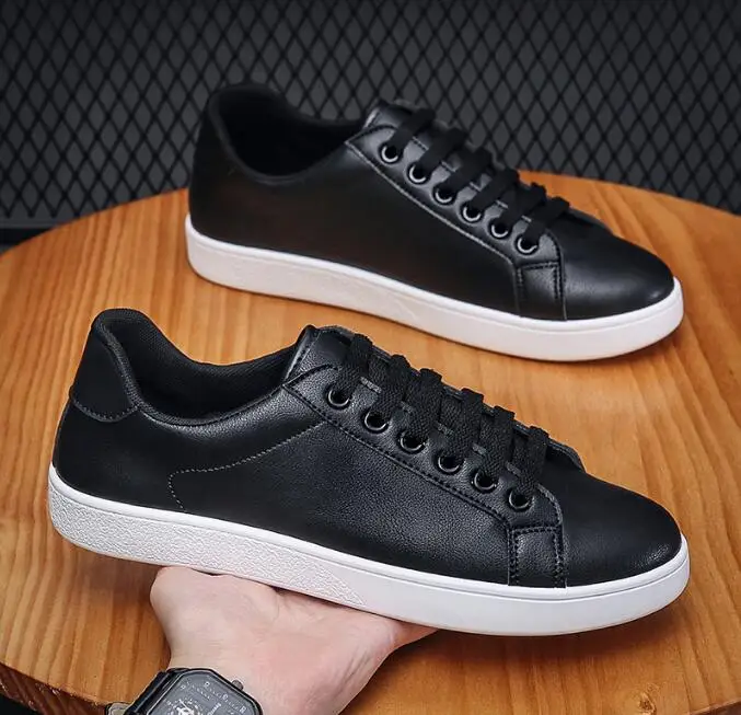 

2026 New Lace Up Leather Shoes Men Loafers Soft Comfortable Mens Business Shoes Flat Casual Footwear Men Shoes