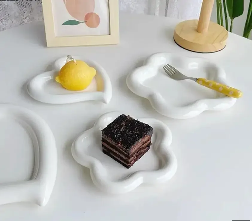 

Креативная однотонная керамическая тарелка для завтрака, хлеба, салата, украшение для ресторана, десертная тарелка для торта, домашняя кухонная посуда