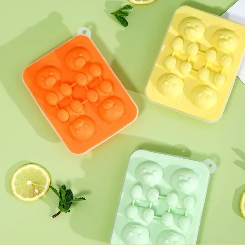 Reusable Cute Bear Silicone Ice Cube Making Molds Relieve the Heat Ice Cube Trays Mold to Make Homemade DIY Drink Ice Coffee