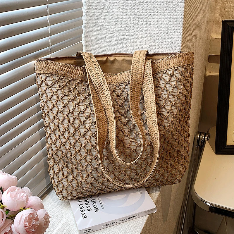 New Casual Handbag Straw Woven Hollowed Out large Capacity Tote Bag Women Bag Artistic Summer Niche Personalized Shoulder Bag