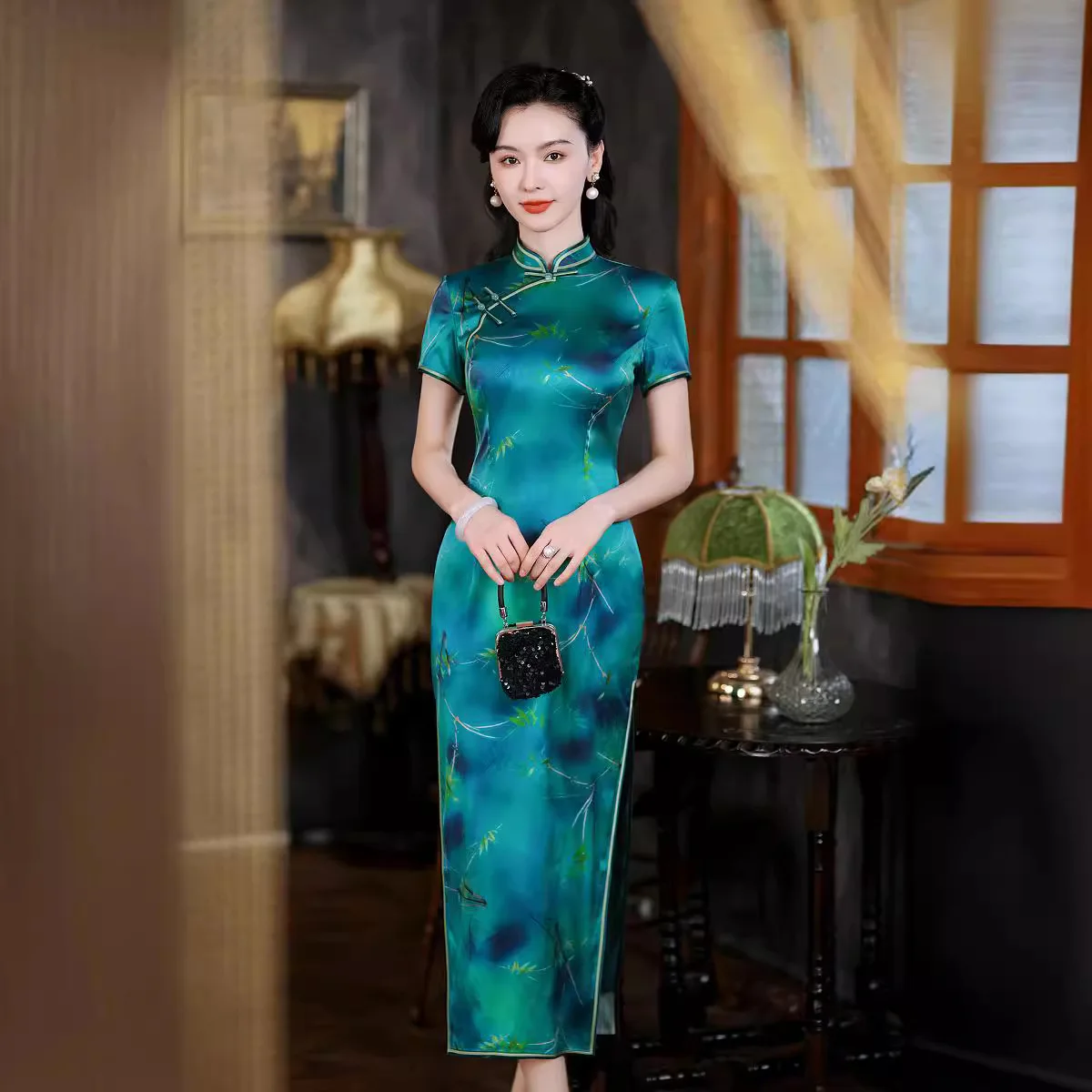 

High Quality Real Silk Qipao Cheongsam Top Skirt Wear Women Banquet Clothes Dress Modified Temperament