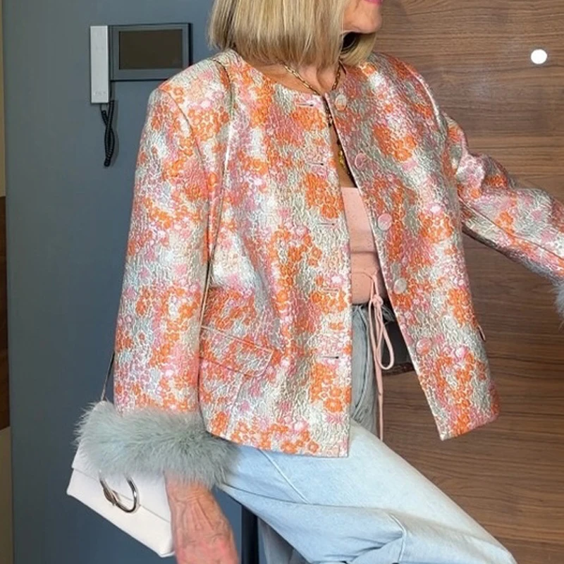 Elegant Single Breasted Long Sleeved Jacket Temperament Jacquard Feather Splicing Dating Outwear Fashion O-Neck Contrasting Coat