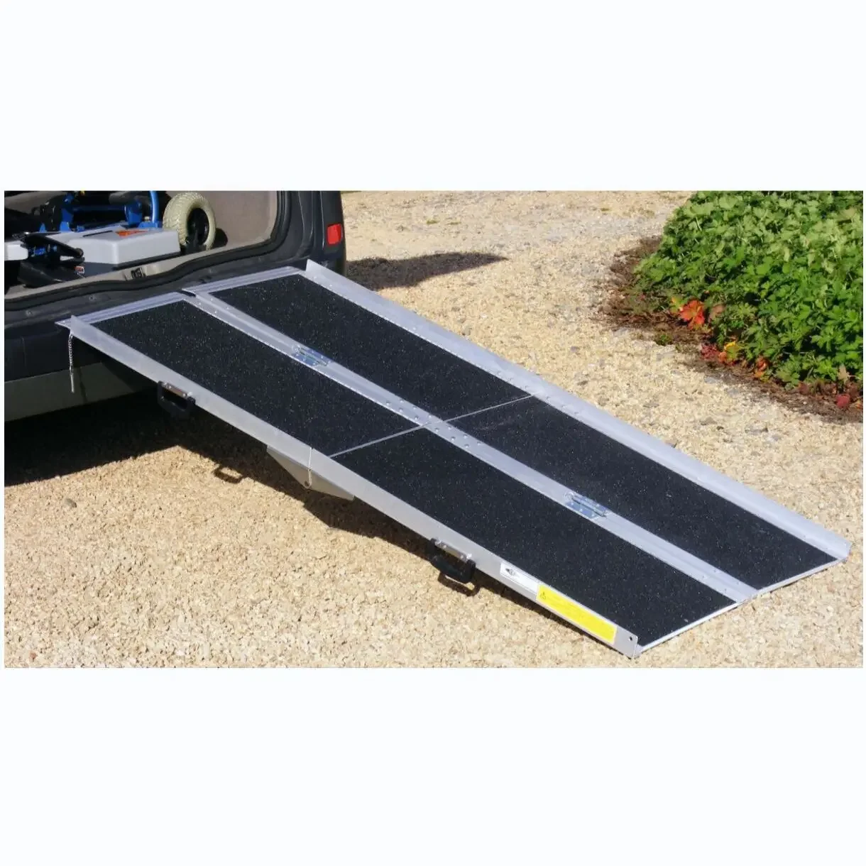 Factory Wholesale Portable Accessible Step Ramp Board with Four Fold Folding Anti Slip Aluminum Alloy Ramp Pad Ramp