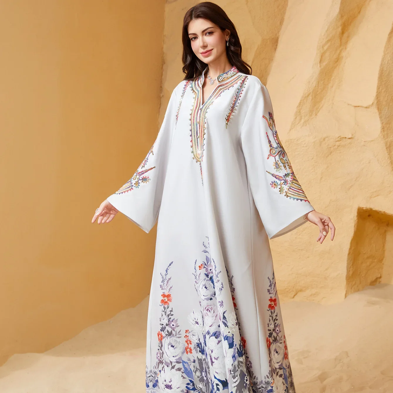 

Turkish Thread-embroidered Long Dresses, Dubai-style Travel and Casual Abayas. S-XXL New Middle Eastern Muslim Women's Robes: