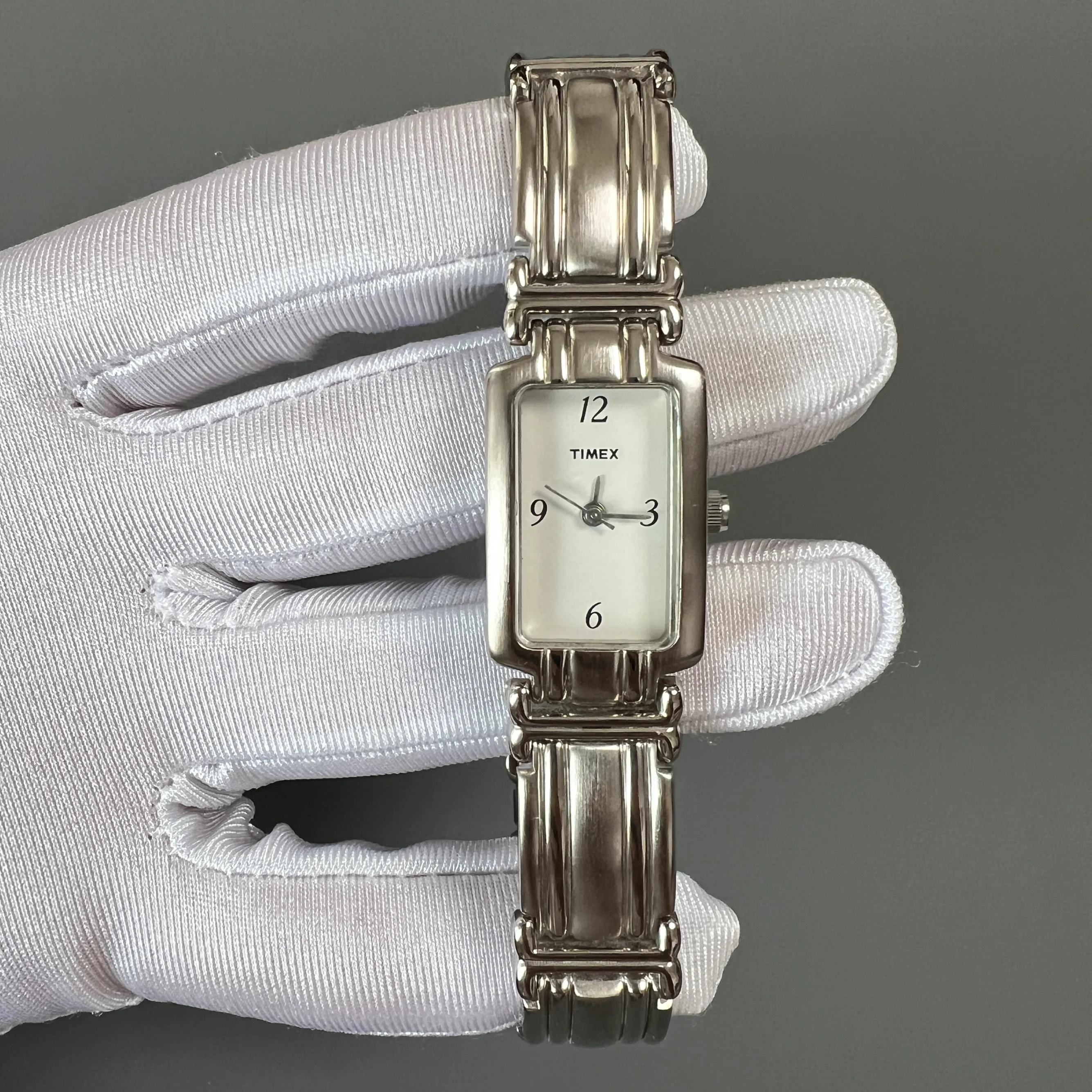 

American quartz women's watch fashionable and simple small square plate versatile square watch temperament elegant