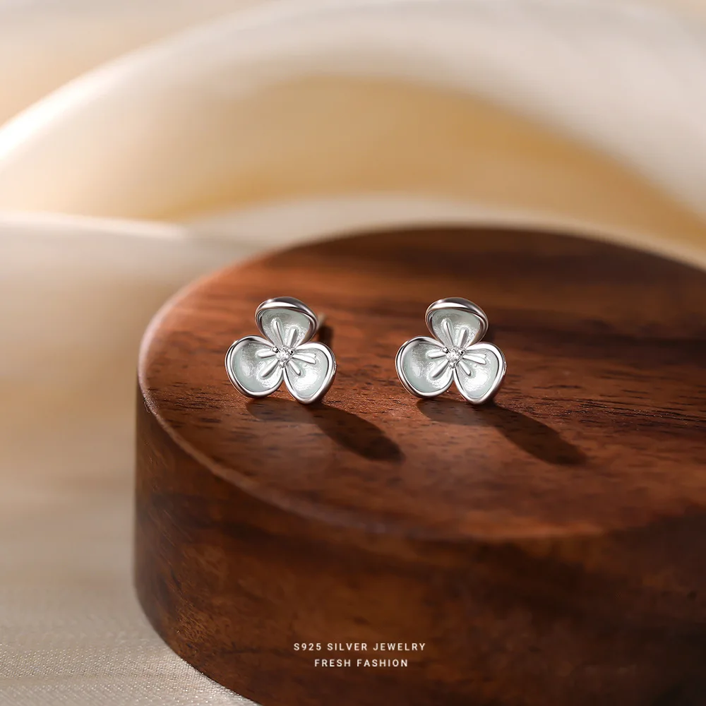 

S925 Sterling Silver Clover Stud Earrings, Dainty Fresh Fashion Floral Jewelry for Women