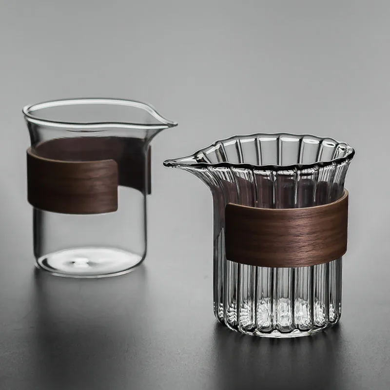 

Petals fair mug glass thickened heat-resistant Japanese Kung Fu tea set accessories heat insulation even cup public cup tea ware