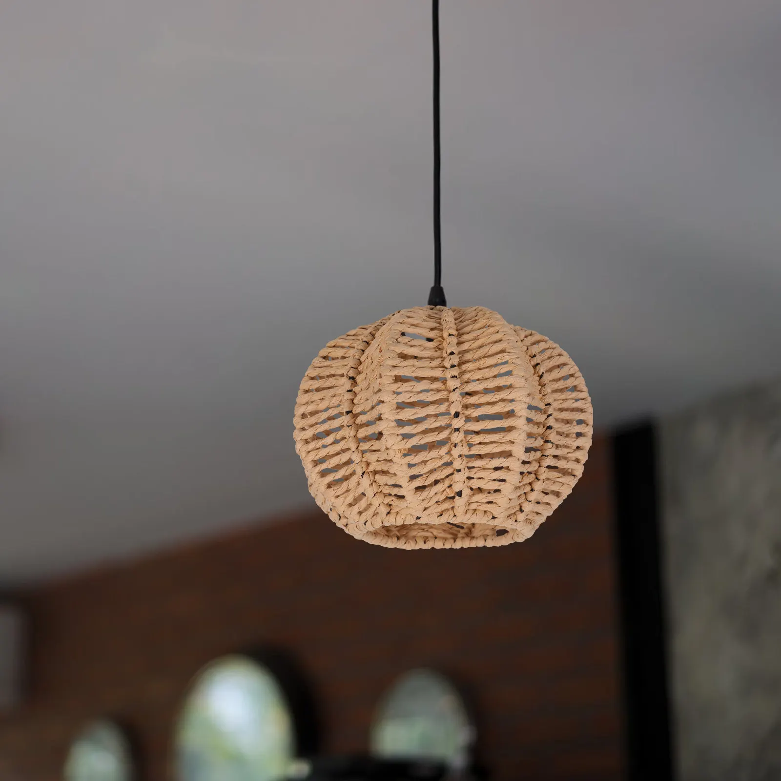 

Pumpkin Shaped Woven Lampshade Handwoven Boho Pendant Light Shade Rustic Ceiling Light Cover Halloween Decoration Hole Diameter