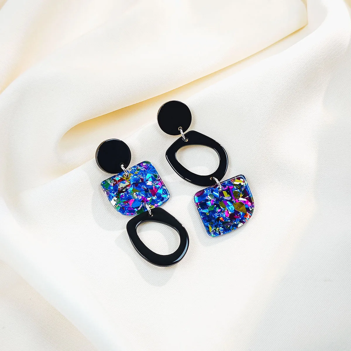 Irregular Geometric Hanging Modern Trend Earrings Women\'s Chic Ornament Charming Colorful Sequin Long Asymmestry Acrylic Earring