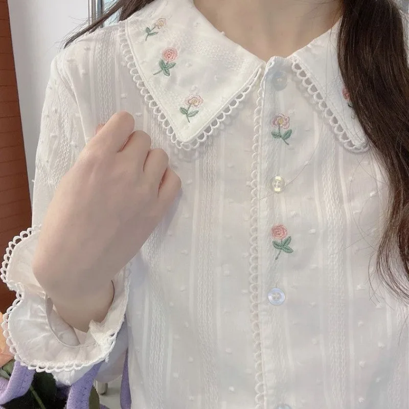 Peter Pan Collar Shirts Women Spring Sweet Girls Retro Flare Sleeve Embroidery Simple All-match Korean Style Floral Trendy Cozy