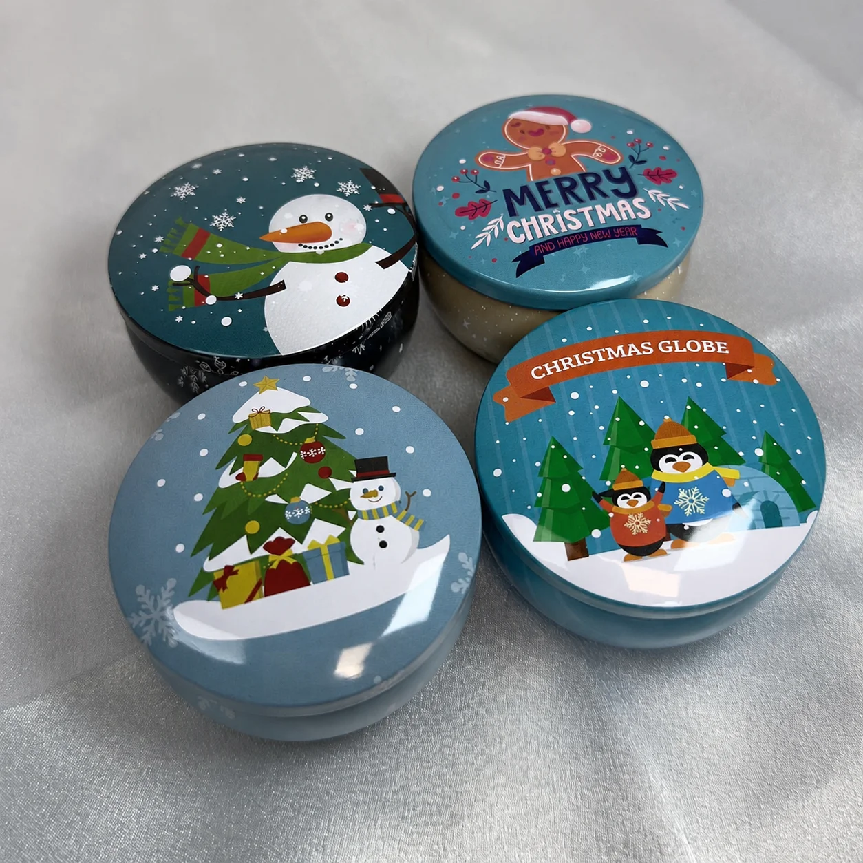 Metal Tin Candle Round Holiday Candle Vanilla Scented Candle Holiday Themed For Home Decoration Dining Table Study