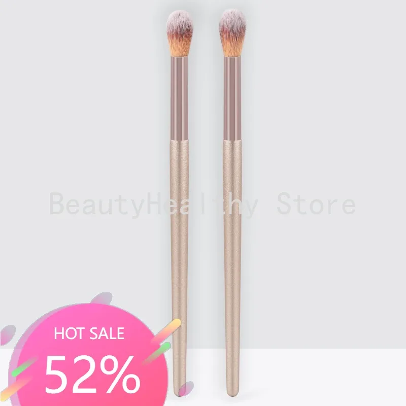 Highlighter Brush, Tapered Face Makeup Brush for Powders and Creams, Vegan and Coated