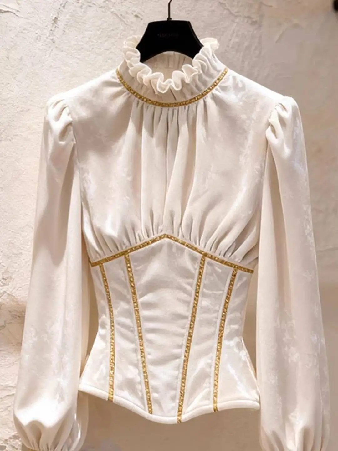 

Elegant Ruffle Collar Beige Velvet Pullover Women Spring Luxury Waist Cinched Jumpers Commute Versatile Warm Bottoming Shirts