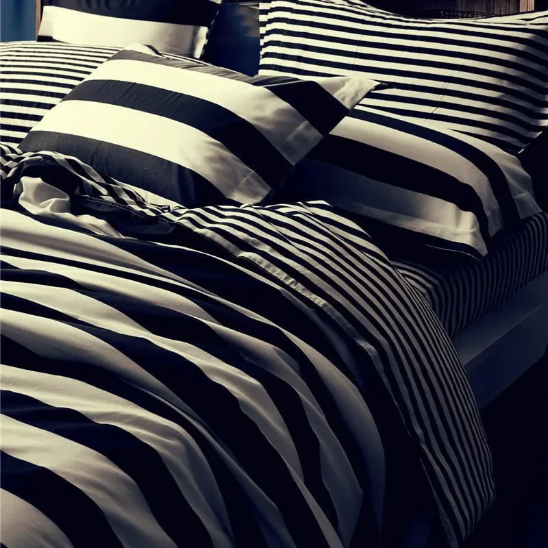 

Classic Black White Contrasting Bedding Set Nordic Style Soft Cotton Comfortable Bedclothes King Queen Single Double Quilt Kit