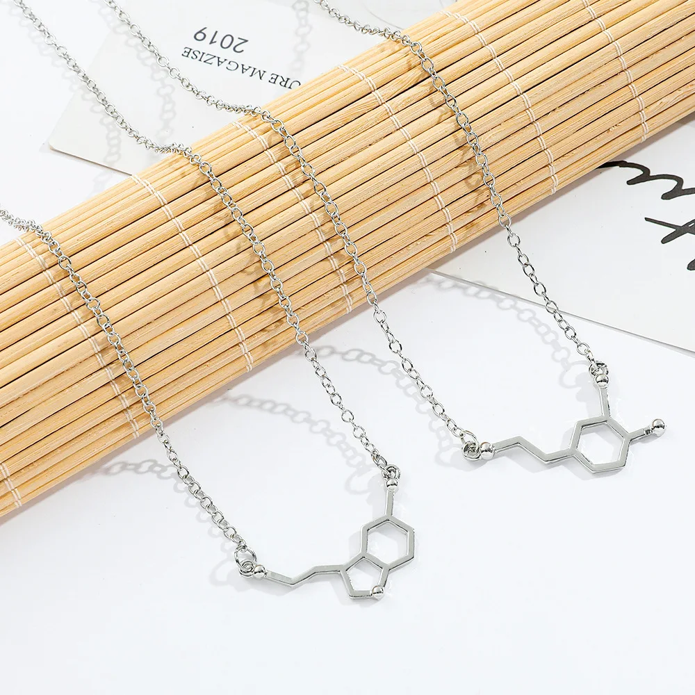 Biomolecule Necklace Light Luxury Niche Couple Collarbone Chain Delicate Jewelry for Lover Anniversary Pendant Gift