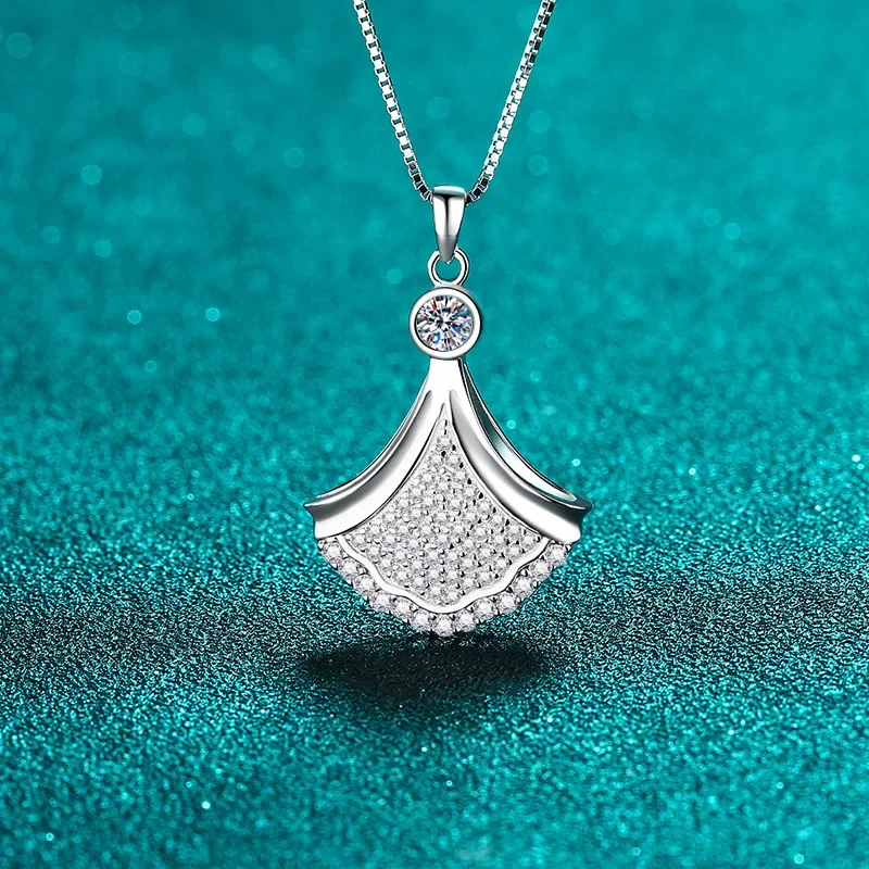 

All Moissanite Diamond Fan-shaped Necklace Pendant for Ladies and Girls, S925 Pure Silver Valentine's Gift Exquisite Jewelry