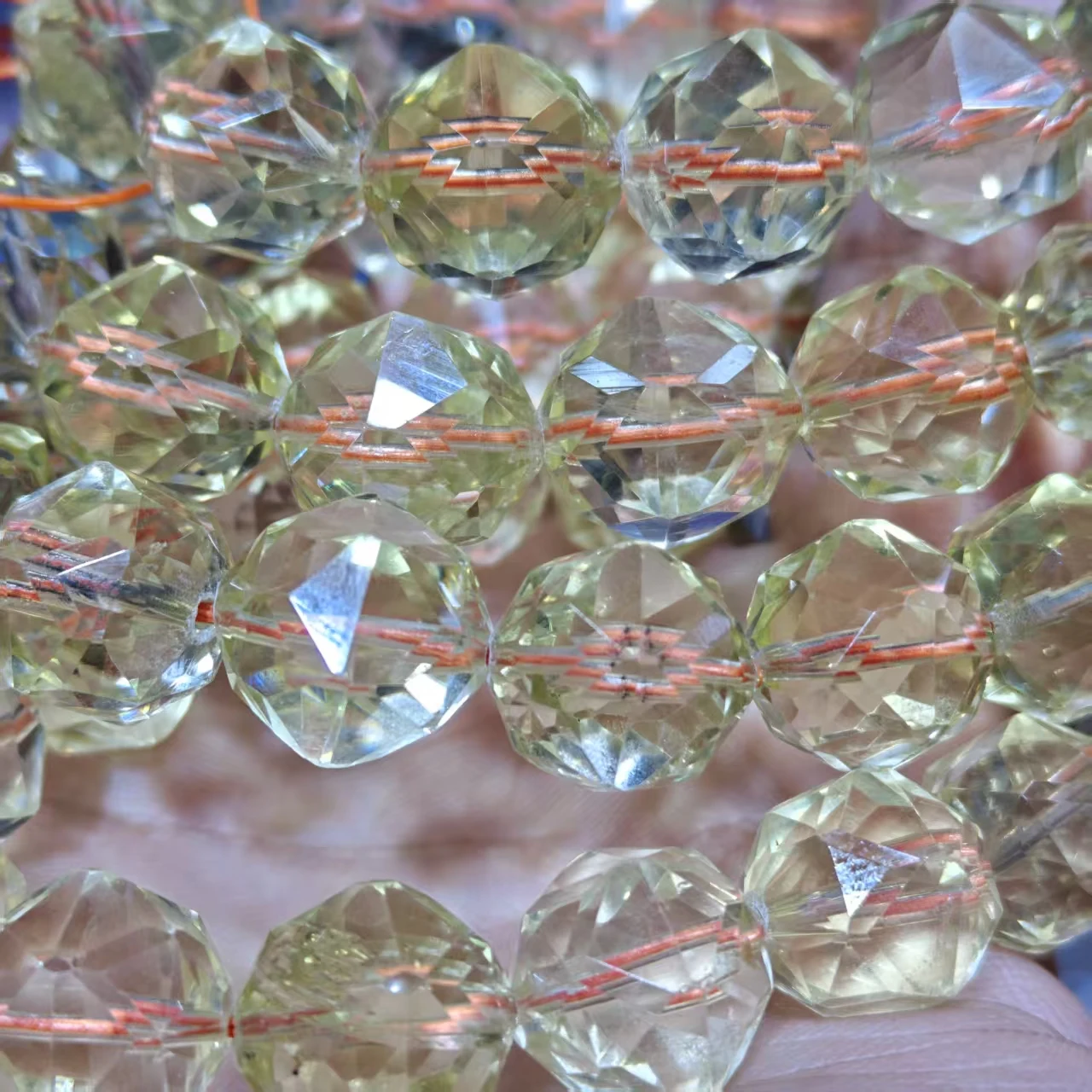 Xingyu Natürliche AAA Brasilianische Citrin Unregelmäßige Diamantgeschliffene Glatte Runde Lose Armbandperlen für Schmuckherstellung und Design – Detail 6