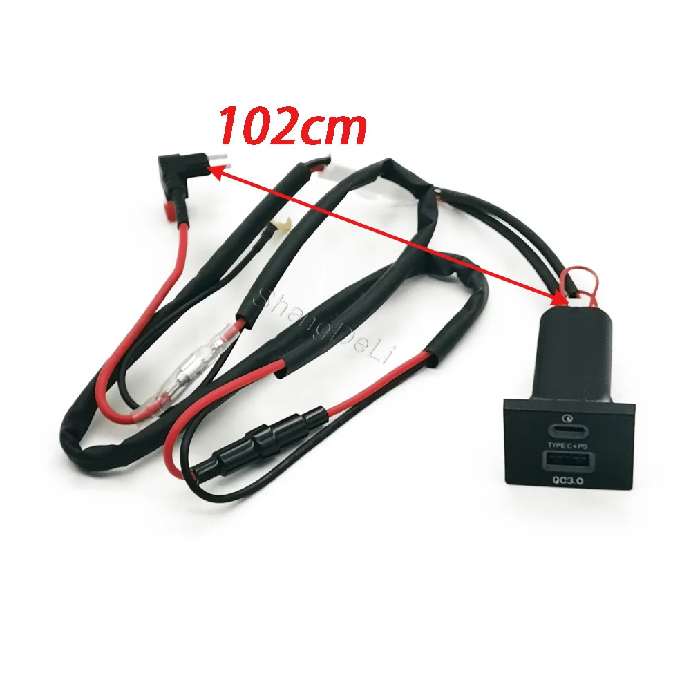 12V/24V Fit for Ford Focus 2 Mk2 2009-2011 Car Dual Outlet Charger Adapter QC3.0 Type C PD USB Charging Socket Replacement - view 3