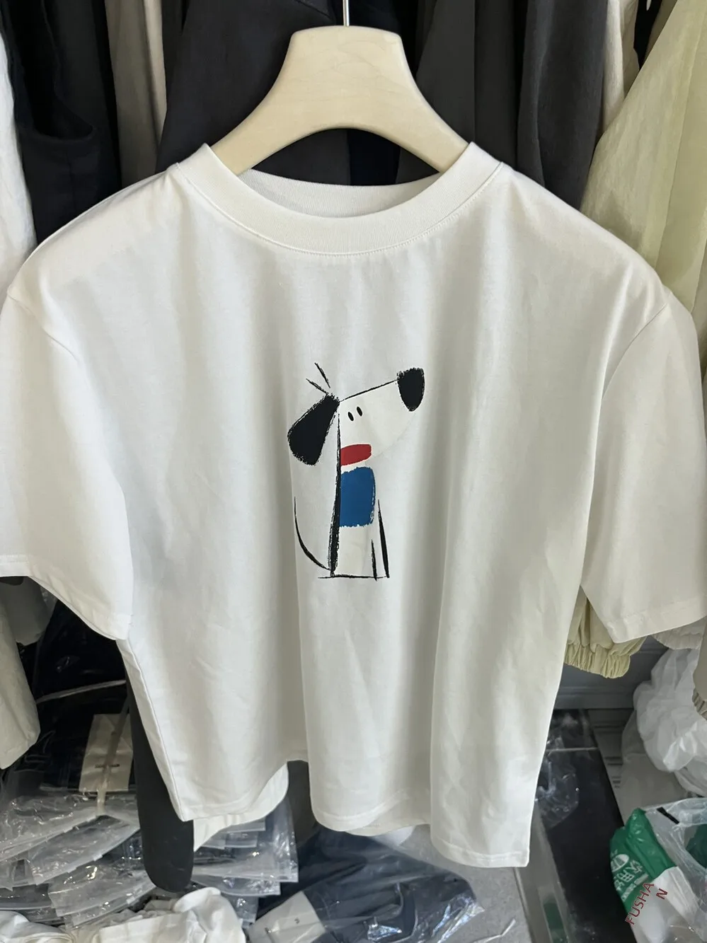 Short Sleeve T-Shirt Cartoon Pattern Commute Style round Neck Print Loose Fit Ladies Fashion Sweat Absorbent Seven Meter