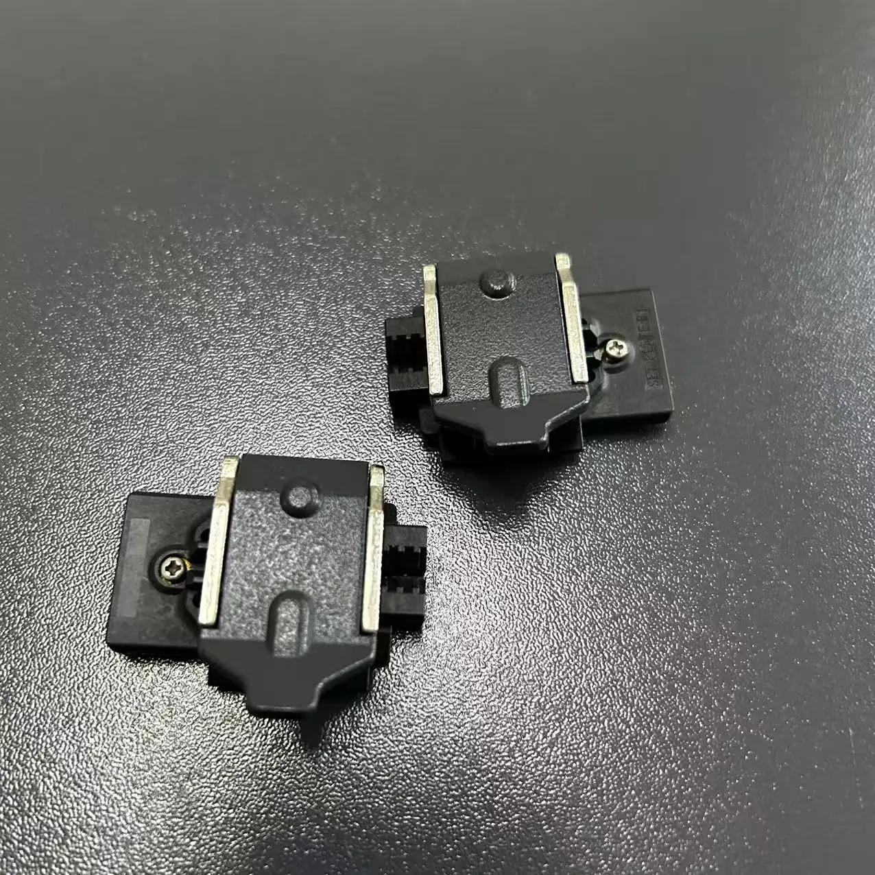 

Original Fiber optic pressure plate for ILSINTECH SWIFT-S3 fiber fusion splicer fiber holder Fiber optic fixture