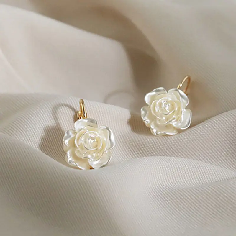 FTCY White Camellia Flower Dangle Earrings For Women French Elegant Summer Earring Sweet Woman's Party Jewelry Gift