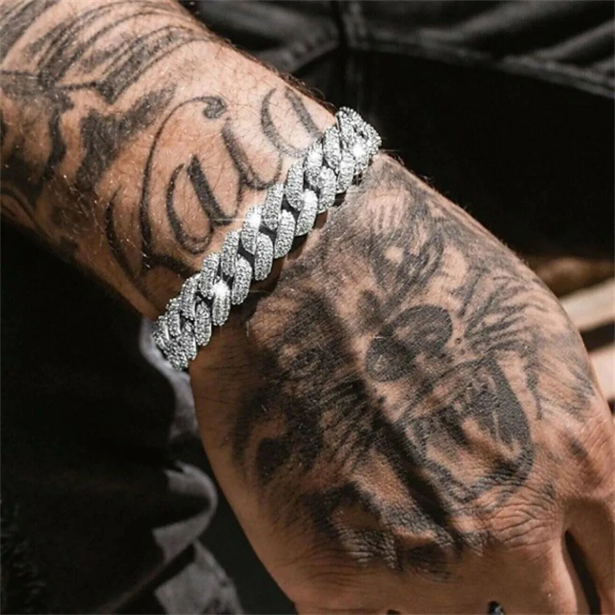 Cuban Chain Studded with Rhinestone Golden Alloy Thick Bracelet Hip Hop Heavy Metal Cool Men's Popular Chain Bracelet Clasp image 5