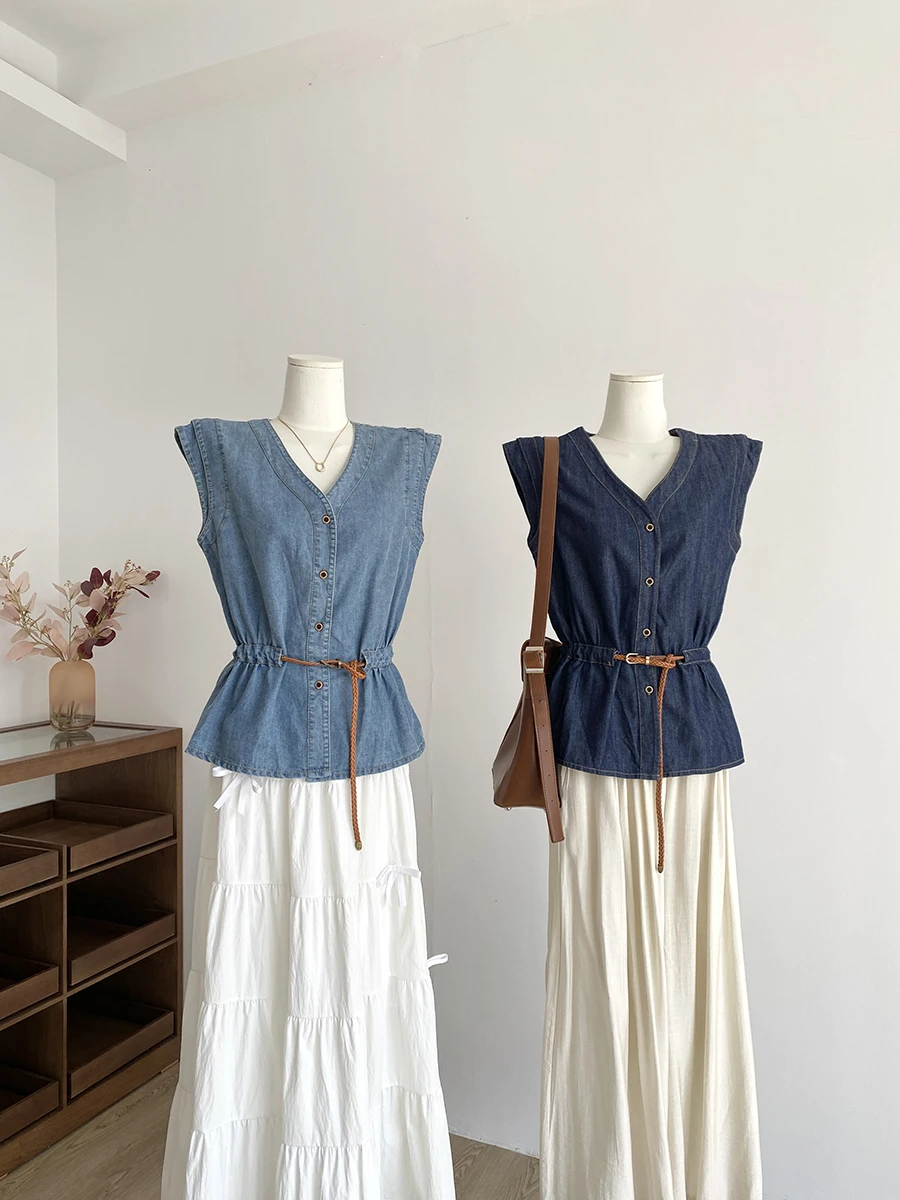 

Новая модная джинсовая рубашка без рукавов в корейском стиле Slim Fit для женщин: универсальный элегантный топ высокого качества для повседневной носки, однотонный.