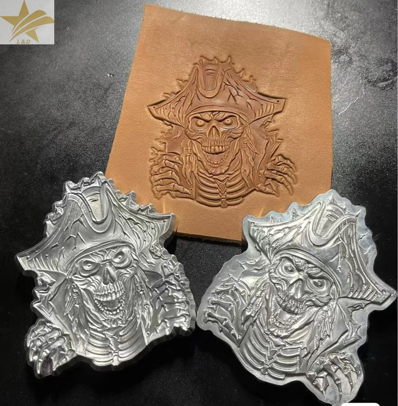 2pcs3D Western Cowboy Skeleton Leather Stamp Mold Concave Convex Vegetable Tanned Leather Craft Carving Logo Tool for Wallet Bag