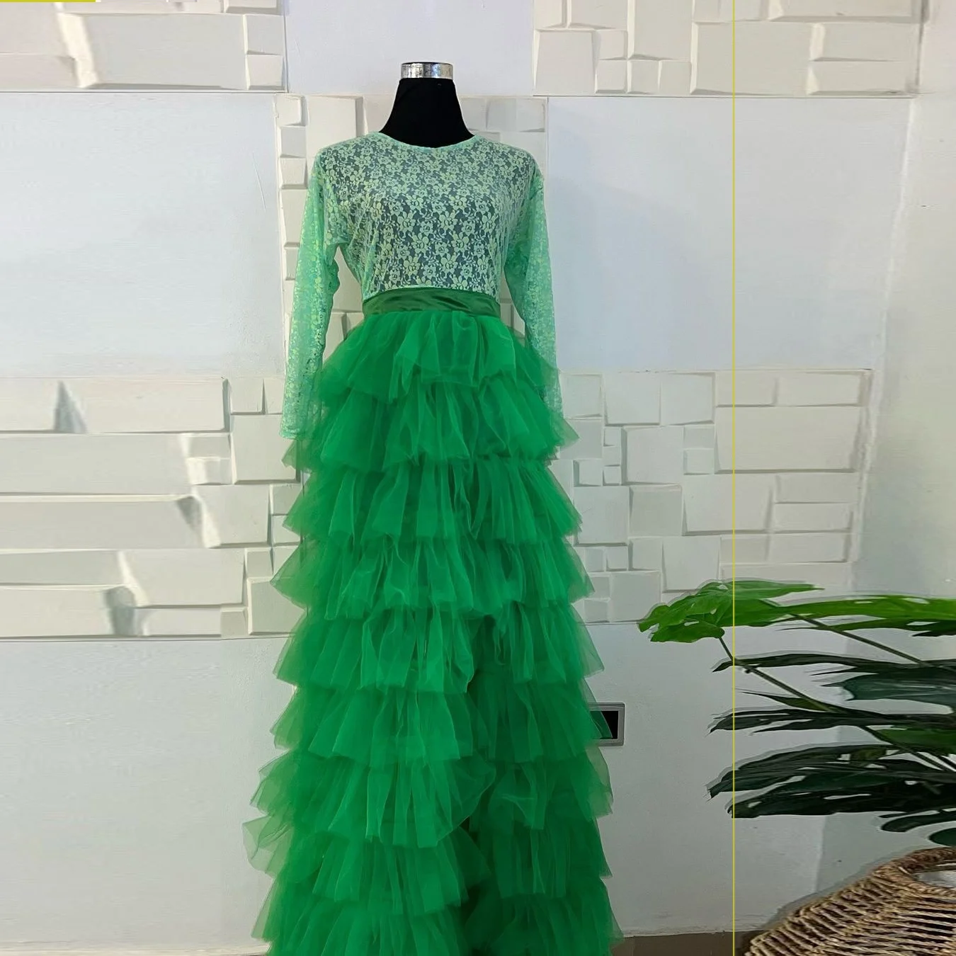 

Green Tulle Tiered Women Skirts Elastic High Waist Floor Length Girls Birthday Party Formal Wear Long Skirt To Party Any Color
