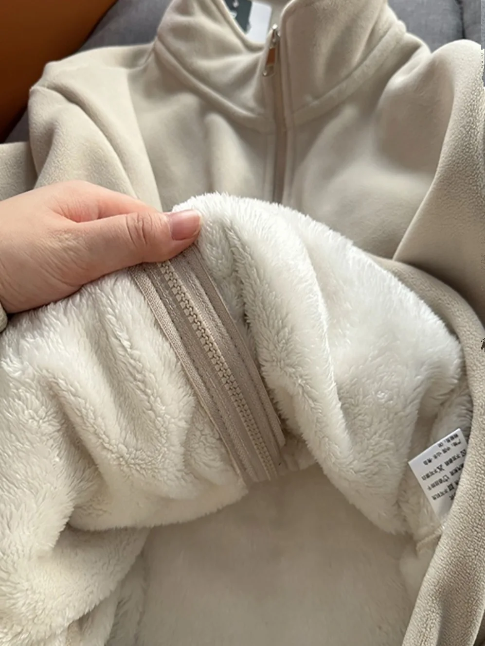 Thickened Fleece-Lined Winter Jacket For Women Couple Cotton-Padded Coat Warm Sweatshirt With Sheep Velvet Lining