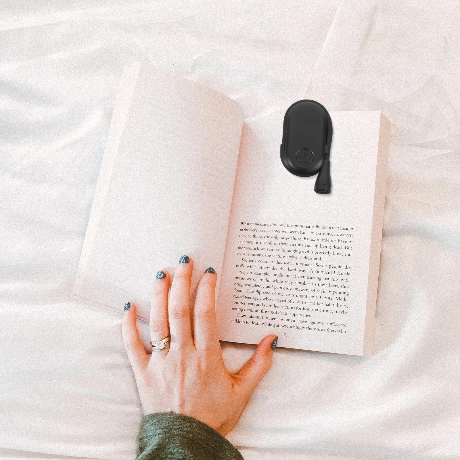 

Charging Clip Light Black Book Lamp for Night Reading Flexible Clip-on Led Bedside Eye Protection Small Reading Lamp Adjustable