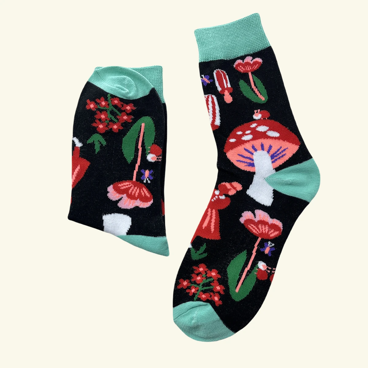 1 Pair Women\'s Flower Mushroom Pattern Mid-calf Socks Suit In All Seasons For Daily